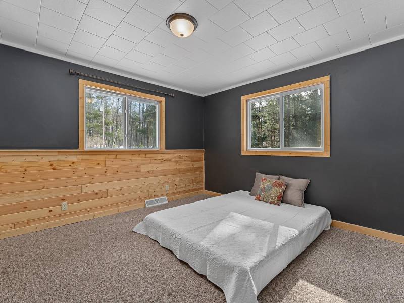 689 Bellview Rd, , Eagle River,  WI 54521 United States