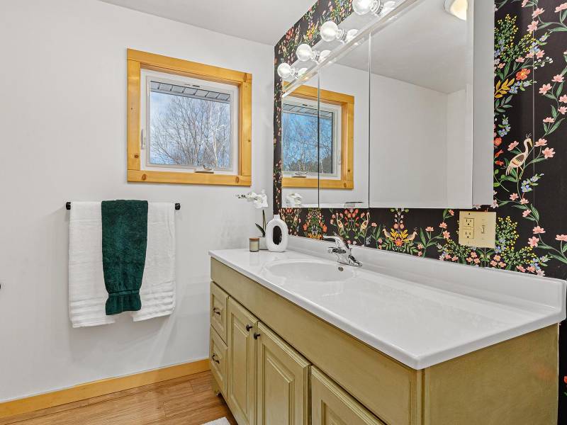 689 Bellview Rd, , Eagle River,  WI 54521 United States