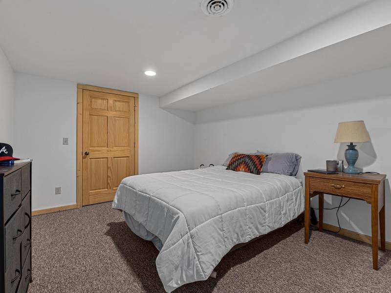 689 Bellview Rd, , Eagle River,  WI 54521 United States