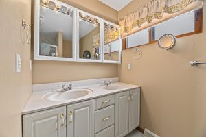 203 River St, , Eagle River,  WI 54521 United States