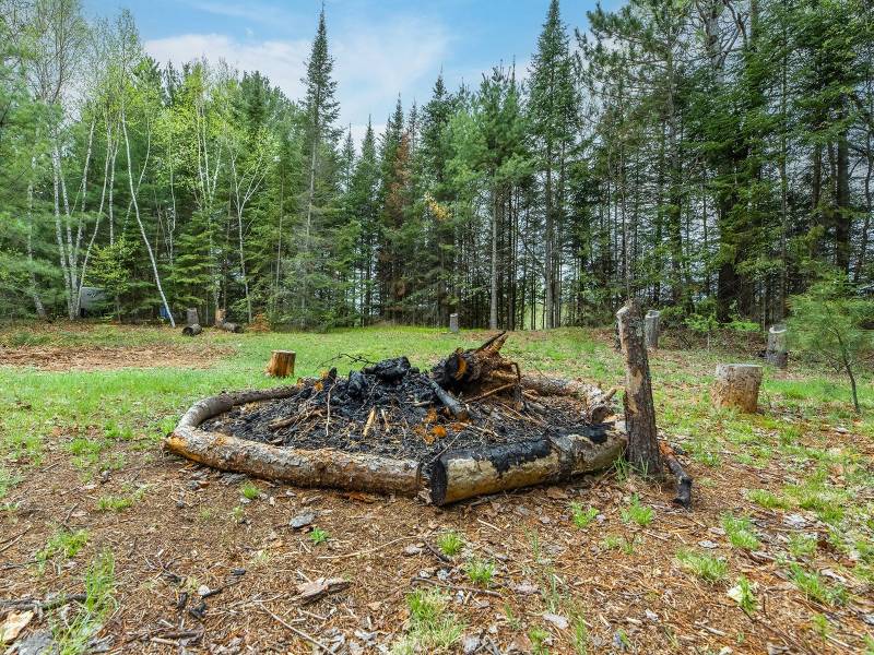 611 N Dyer Farm Rd, , Eagle River,  WI 54521 United States