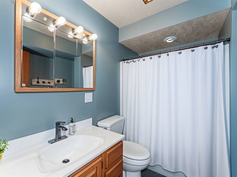 3725 Oakcrest Ln, , Eagle River,  WI 54521 United States