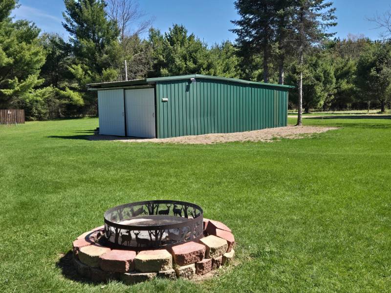 N10813 Honeybee Ln, , King,  WI 54487 United States