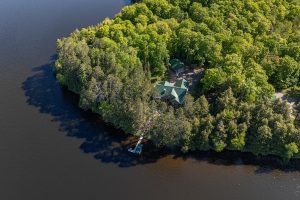 Whole/8221 Trails End Rd, , Land O Lakes,  WI 54540 United States