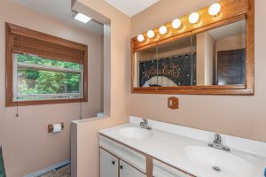 1719 McKinley Blvd, , Eagle River,  WI 54521 United States