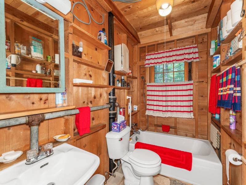 1603 E Bass Lake Rd, , Eagle River,  WI 54521 United States