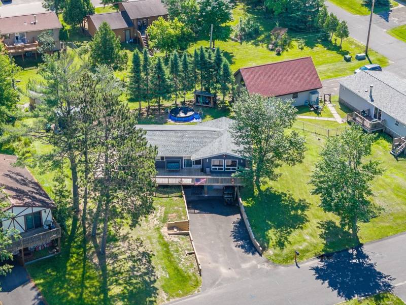 609 N Bond St, , Eagle River,  WI 54521 United States