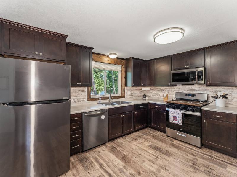 609 N Bond St, , Eagle River,  WI 54521 United States