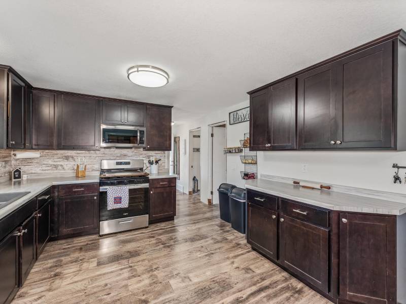 609 N Bond St, , Eagle River,  WI 54521 United States