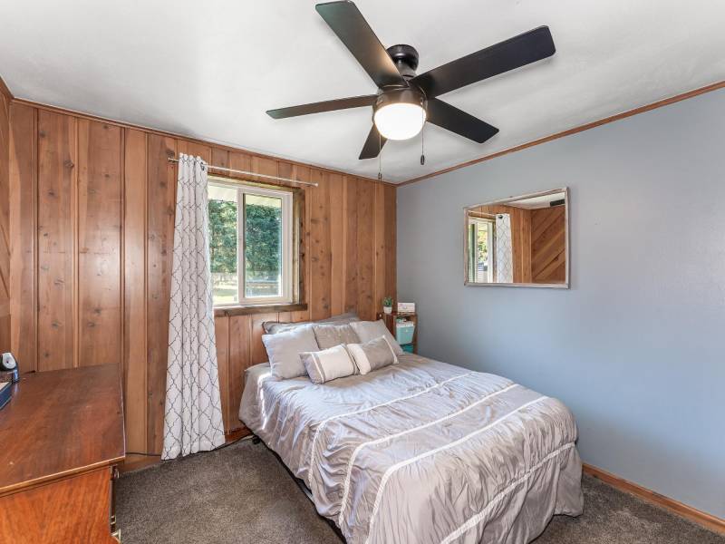 609 N Bond St, , Eagle River,  WI 54521 United States