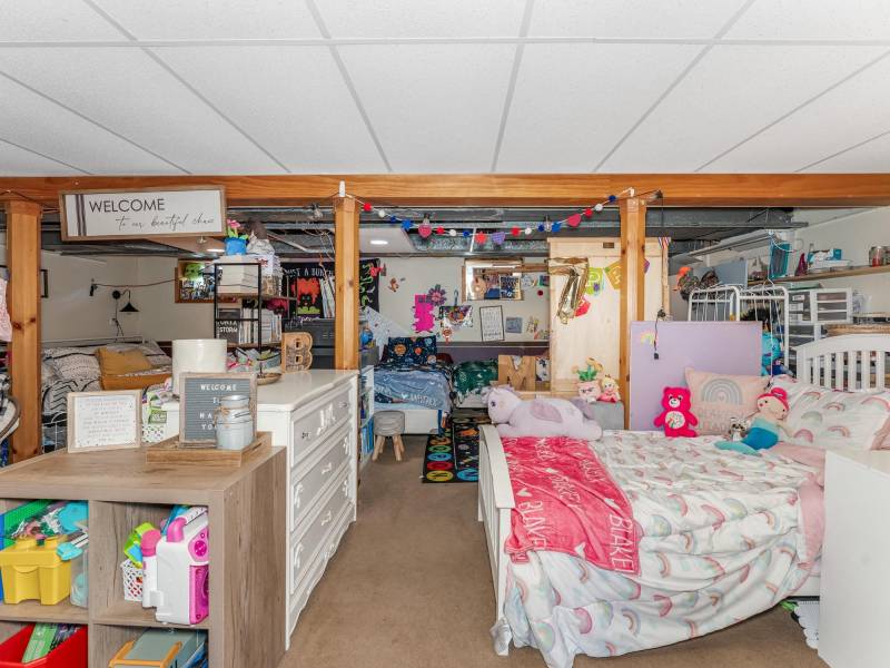 609 N Bond St, , Eagle River,  WI 54521 United States
