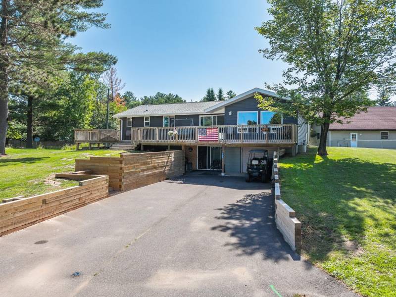 609 N Bond St, , Eagle River,  WI 54521 United States