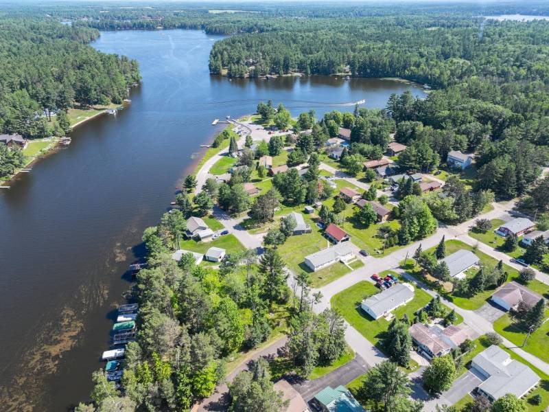 609 N Bond St, , Eagle River,  WI 54521 United States
