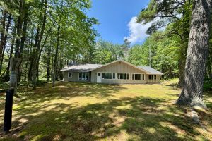 758 Loon Lake, , Eagle River,  WI 54521 United States