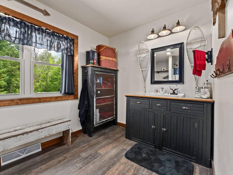 7679N Little Pine Rd, , Oma,  WI 54534 United States