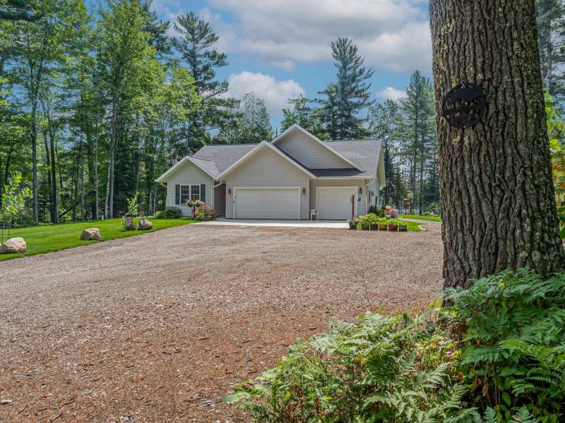 4073 Shangri La Rd, , Eagle River,  WI 54521 United States