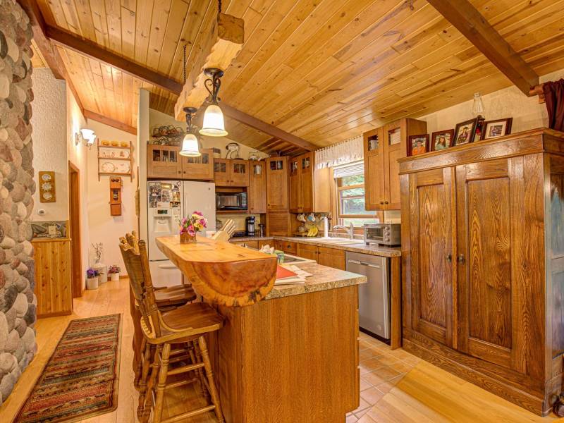 W2181 Gouda Rd, , Tomahawk,  WI 54487 United States