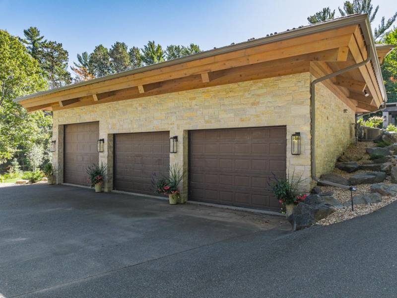 1612 McKinley Blvd, , Eagle River,  WI 54521 United States