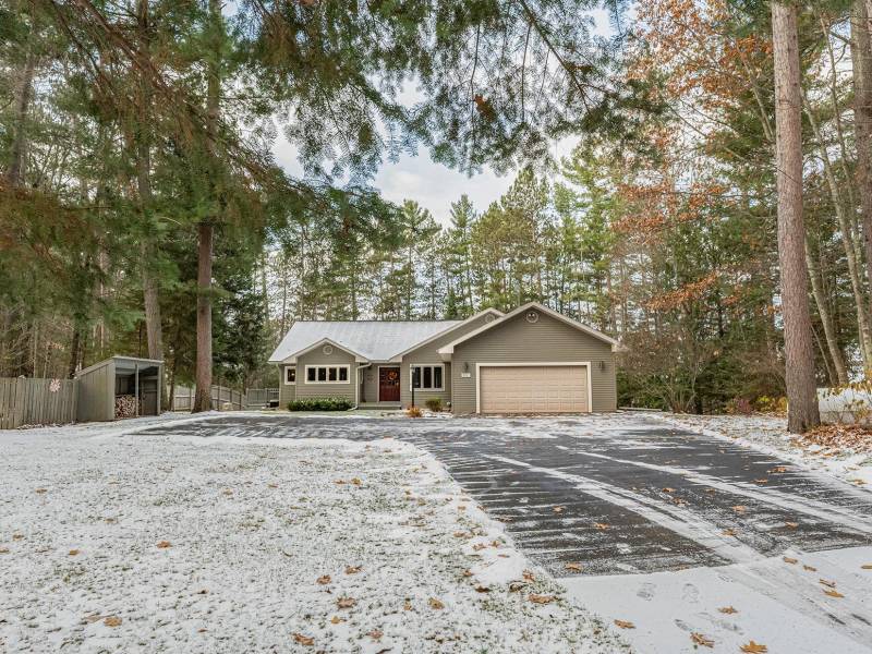 9061 Amber lake Rd, , Minocqua,  WI 54538 United States