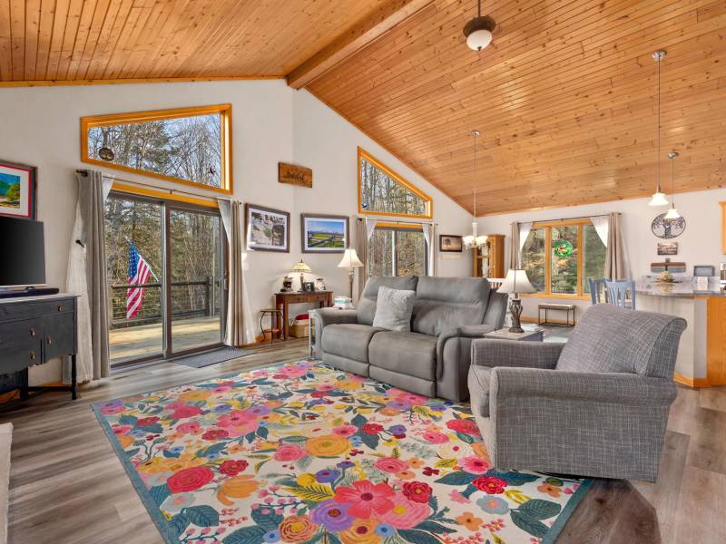 9063 Burnham Lake Rd, , Lake Tomahawk,  WI 54539 United States