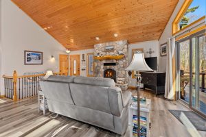 9063 Burnham Lake Rd, , Lake Tomahawk,  WI 54539 United States