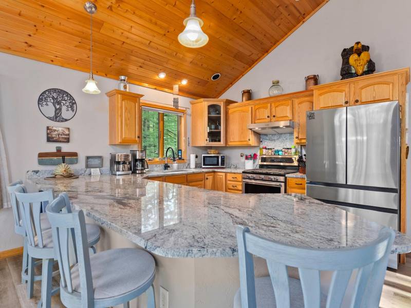 9063 Burnham Lake Rd, , Lake Tomahawk,  WI 54539 United States