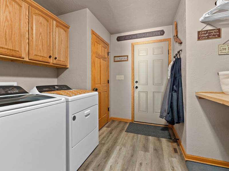 9063 Burnham Lake Rd, , Lake Tomahawk,  WI 54539 United States