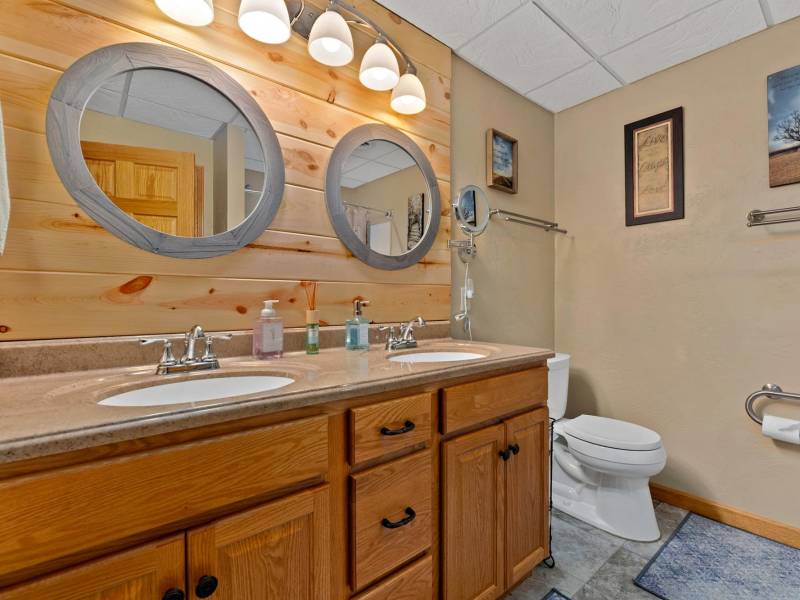 9063 Burnham Lake Rd, , Lake Tomahawk,  WI 54539 United States