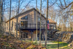 9063 Burnham Lake Rd, , Lake Tomahawk,  WI 54539 United States