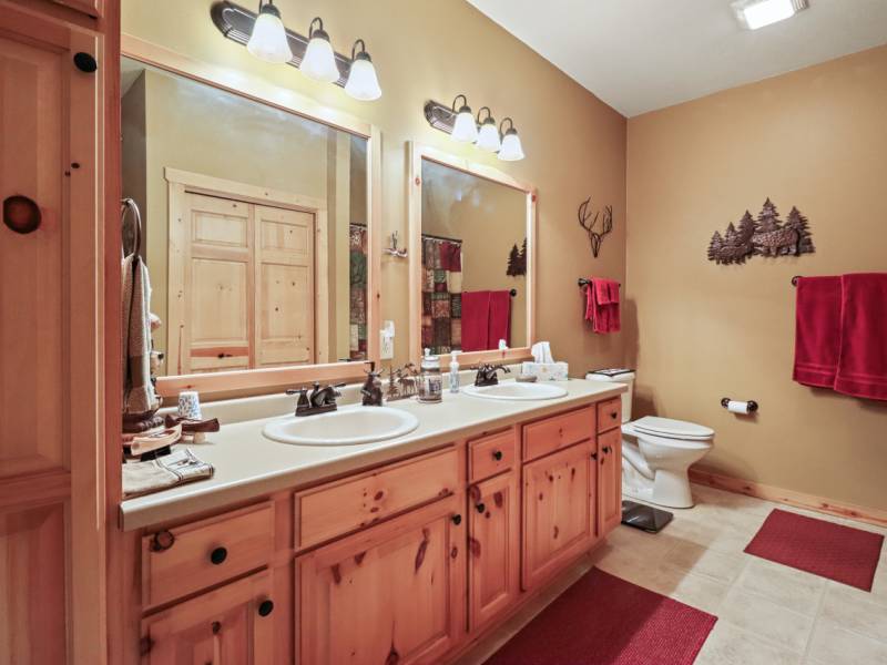 303/303 Christopher St, , Eagle River,  WI 54521 USA