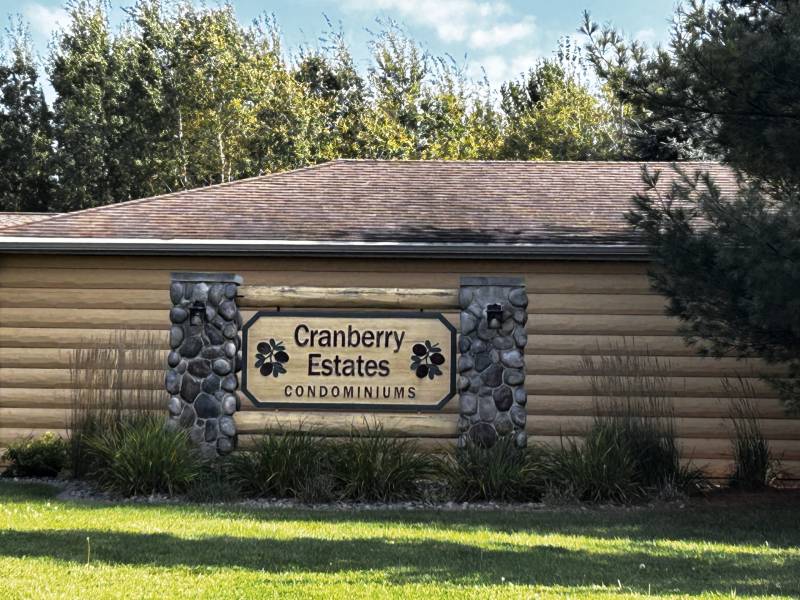 303/303 Christopher St, , Eagle River,  WI 54521 USA