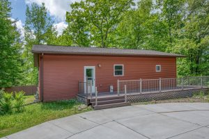 , Florence,  WI 54121 USA