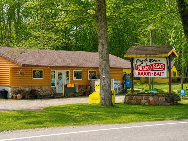 667 HWY 45, Town of Lincoln, Eagle River,  WI 54521 USA
