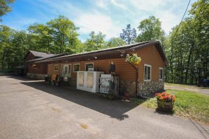 667 HWY 45, Town of Lincoln, Eagle River,  WI 54521 USA