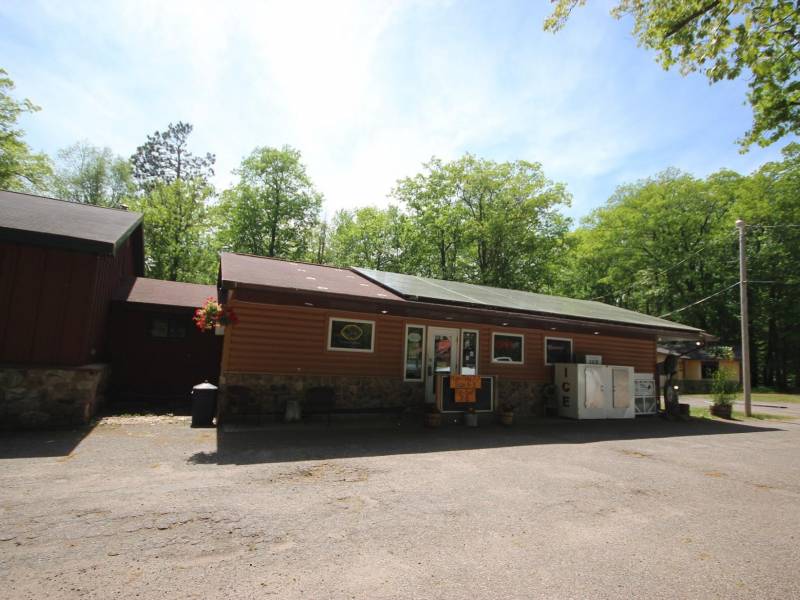 667 HWY 45, Town of Lincoln, Eagle River,  WI 54521 USA