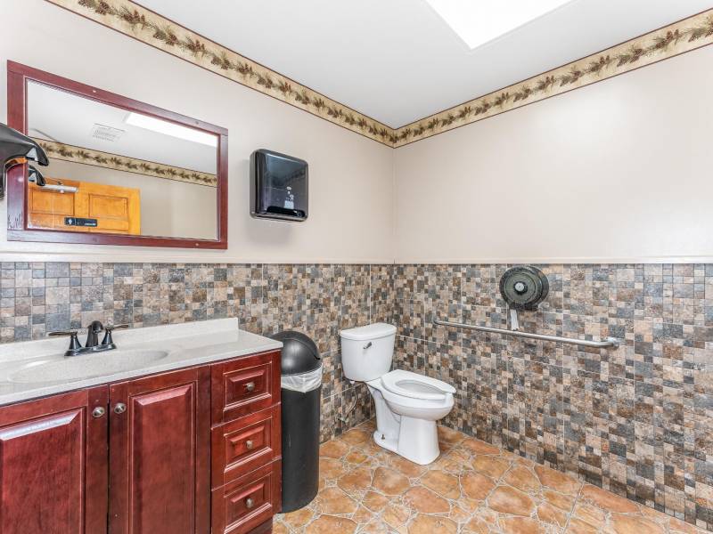 904 N Railroad St, , Eagle River,  WI 54521