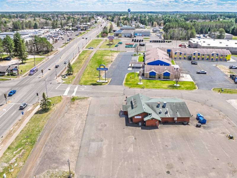 904 N Railroad St, , Eagle River,  WI 54521