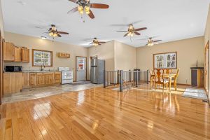 , Florence,  WI 54121 USA