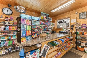 667 HWY 45, Town of Lincoln, Eagle River,  WI 54521 USA