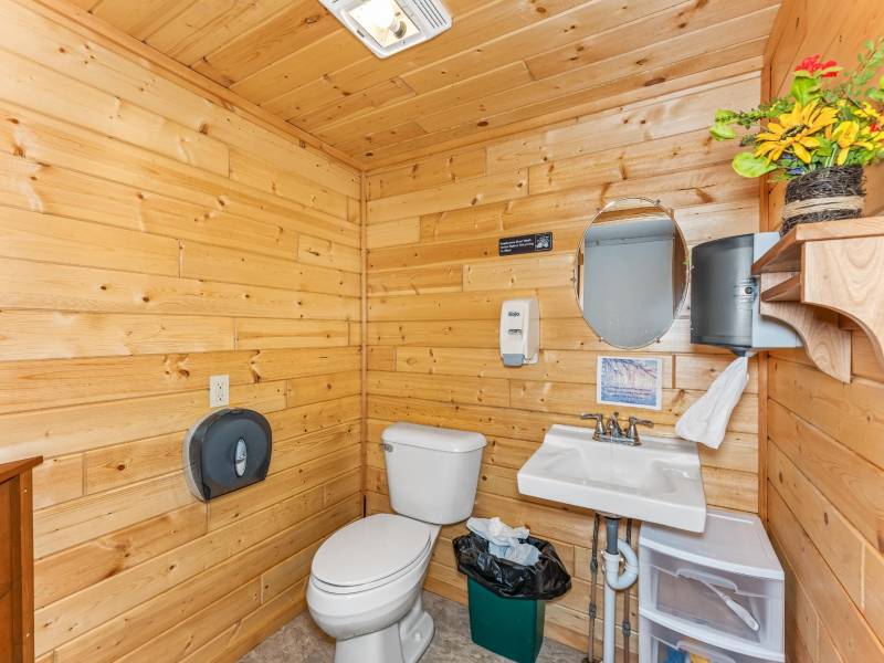 667 HWY 45, Town of Lincoln, Eagle River,  WI 54521 USA