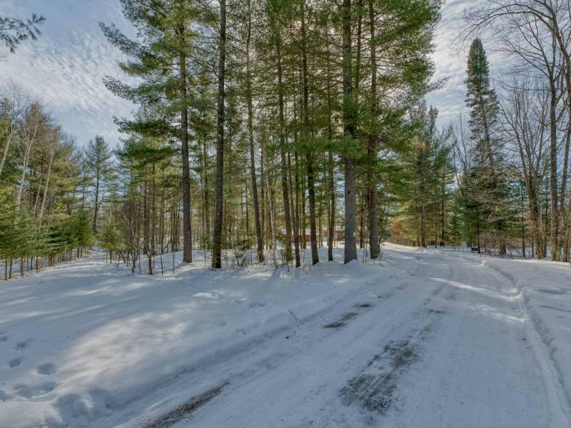 , Florence,  WI 54121 USA