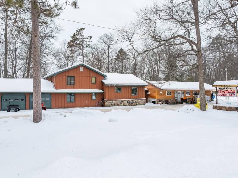 667 HWY 45, Town of Lincoln, Eagle River,  WI 54521 USA