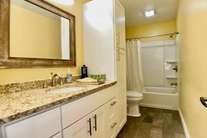 1532  Sandstone Cir, Eagle River,  WI 54521