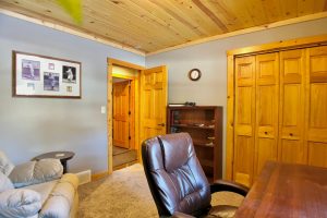 1532  Sandstone Cir, Eagle River,  WI 54521