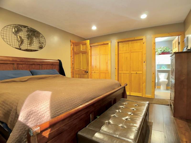 1532  Sandstone Cir, Eagle River,  WI 54521