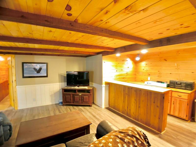 1532  Sandstone Cir, Eagle River,  WI 54521