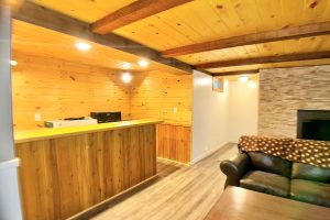 1532  Sandstone Cir, Eagle River,  WI 54521