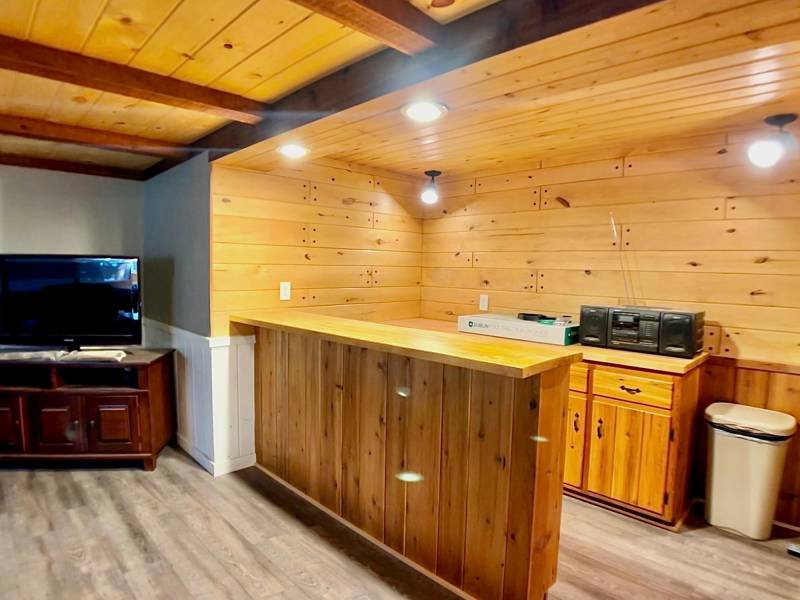 1532  Sandstone Cir, Eagle River,  WI 54521