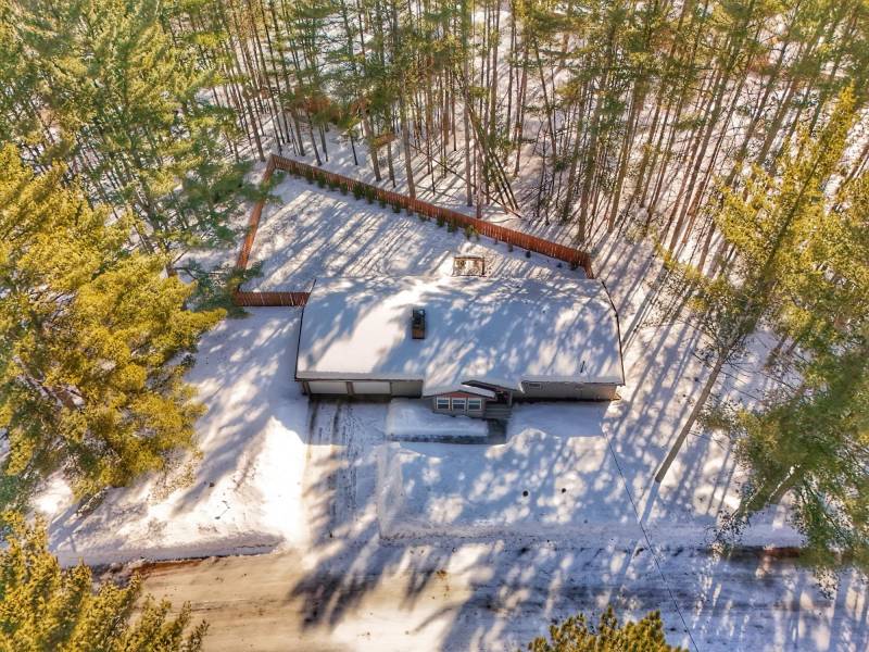 1532  Sandstone Cir, Eagle River,  WI 54521