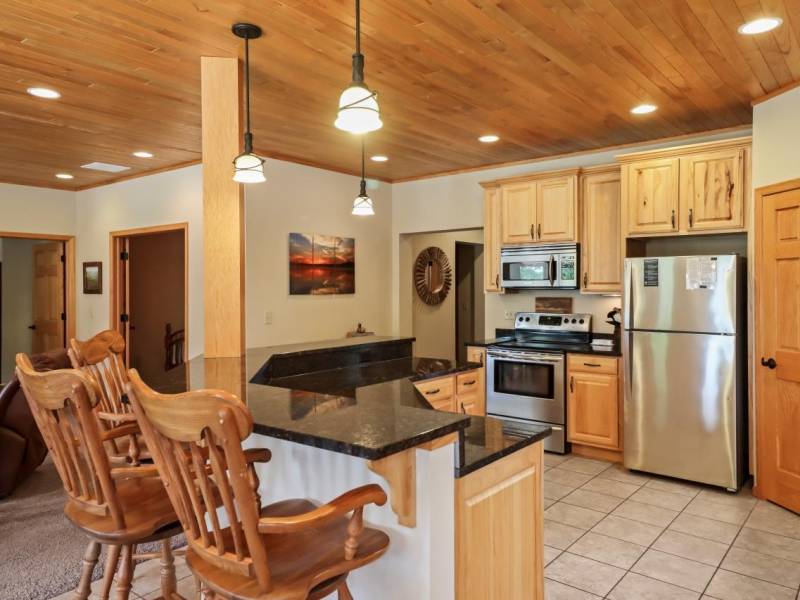 Lincoln, Eagle River,  WI 54521 USA